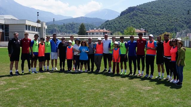 Fethiyespor’dan Otizm Farkındalık Günü Etkinliği