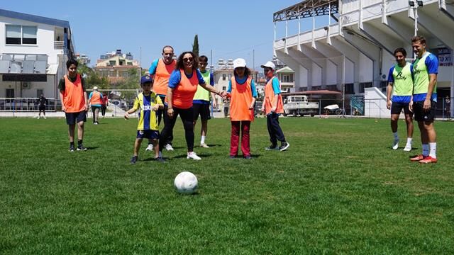 Fethiyespor’dan Otizm Farkındalık Günü Etkinliği