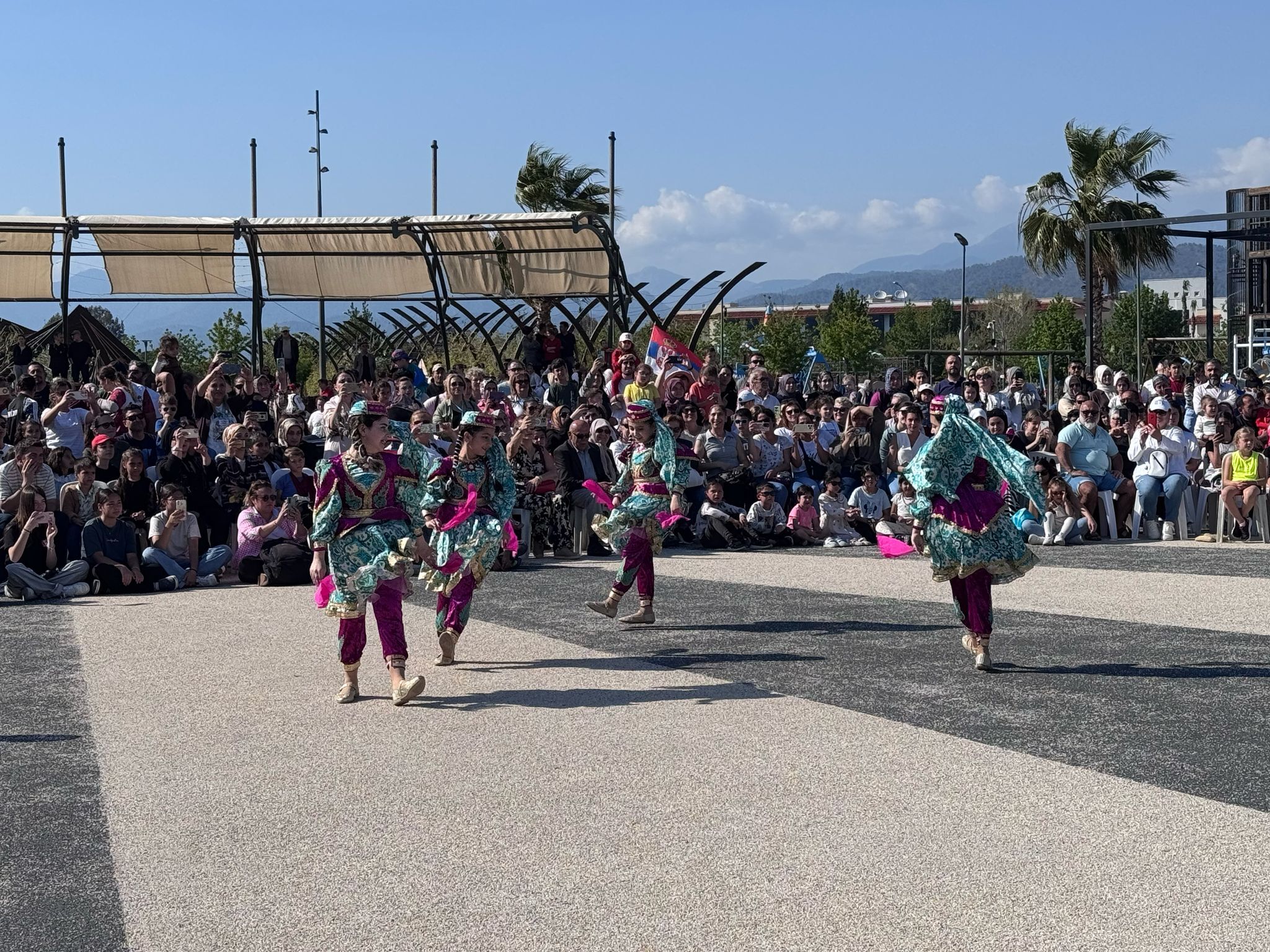 Fethiye'de Uluslararası Çocuk Festivali Başladı