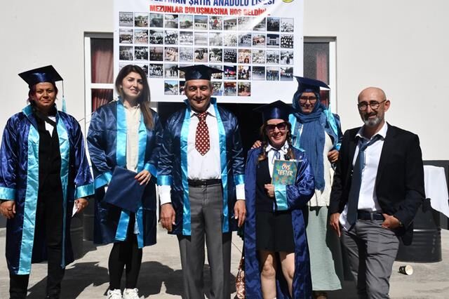 Yıllar Sonra Okullarında Buluştular