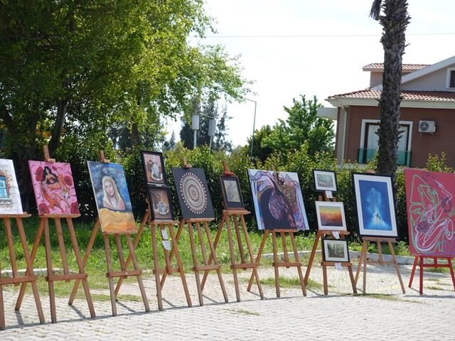 Yıllar Sonra Okullarında Buluştular