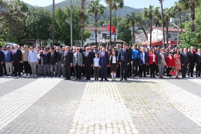 Fethiye’de 23 Nisan Kutlamaları Törenle Başladı