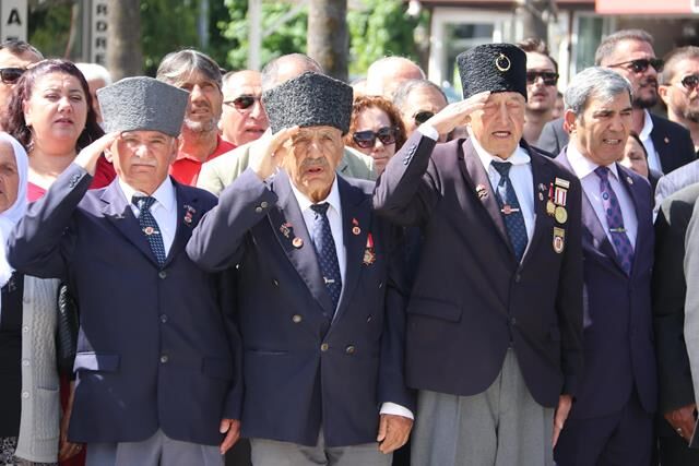 Fethiye’de 23 Nisan Kutlamaları Törenle Başladı