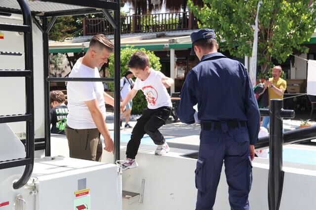 Fethiye’de Sahil Güvenlik Botu Ziyarete Açıldı