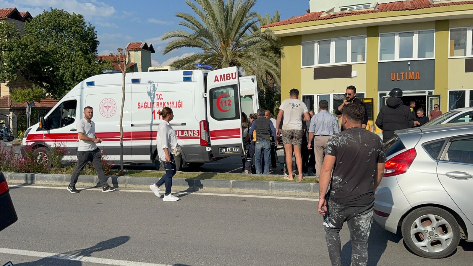 Traktörle Tekne Çekerken Düştü, Hayatını Kaybetti