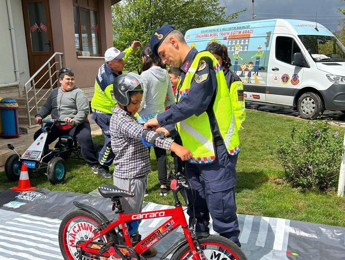 Muğla Jandarmasından Özel Öğrencilere Trafik Eğitimi