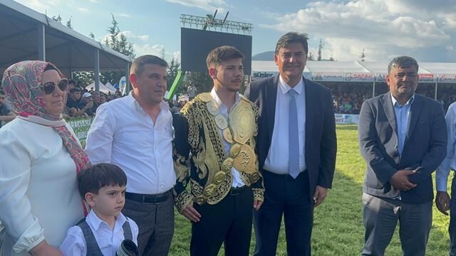 Güreş Ağası Batuhan Kiremitli