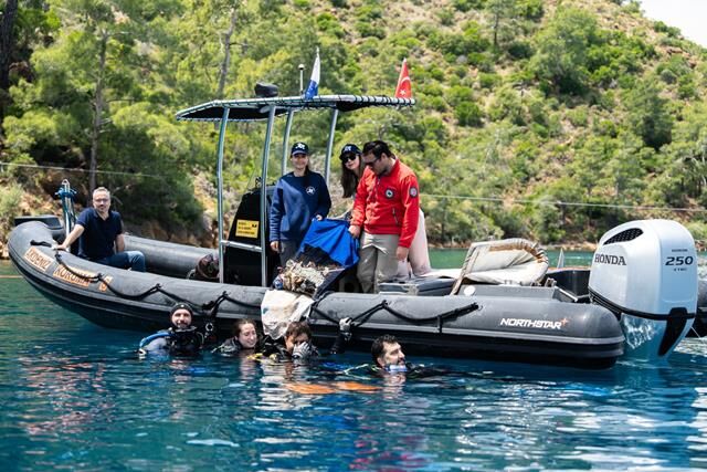 Göcek Koylarında Dünya İklim Günü'ne Özel Su Altı Temizliği