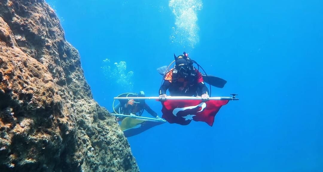 Galatasaraylı Osimhen'e Deniz Dibinden "Gitme Kal" Mesajı