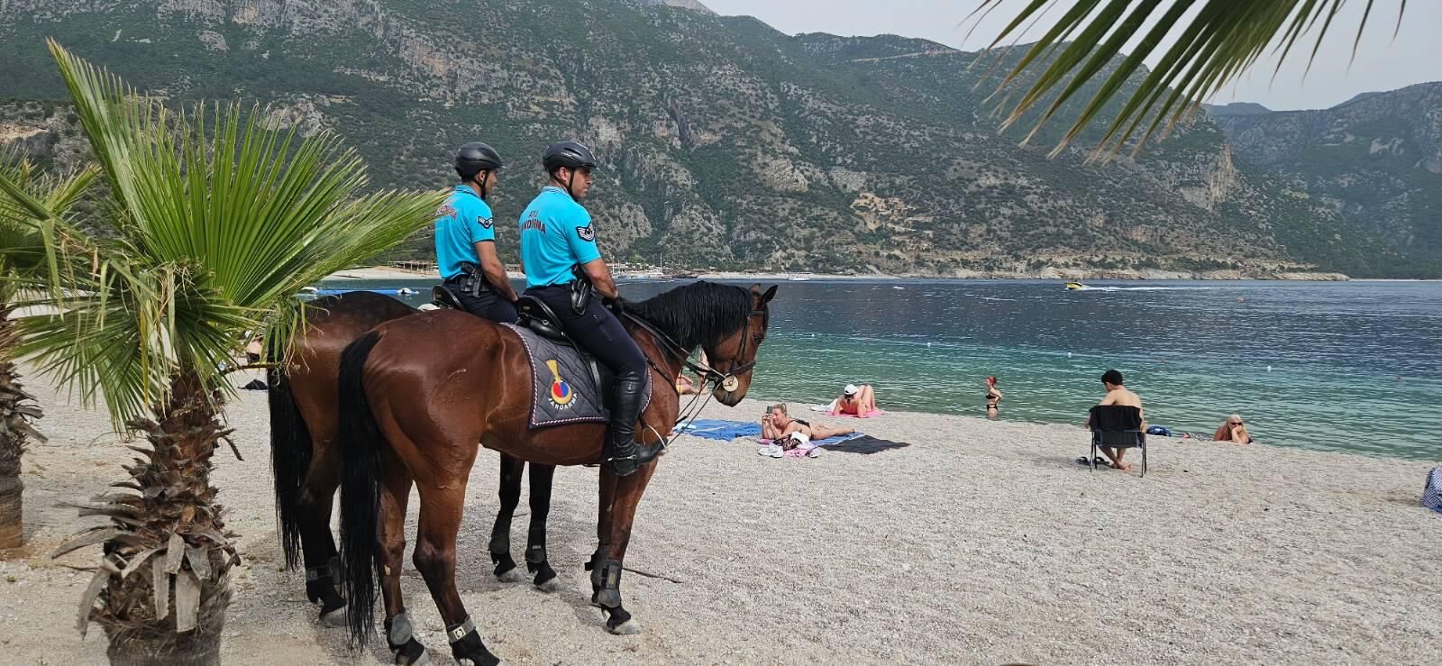 Fethiye’de Güvenliğin Yeni Nöbetçileri; Atlı Jandarma Timi Görevde