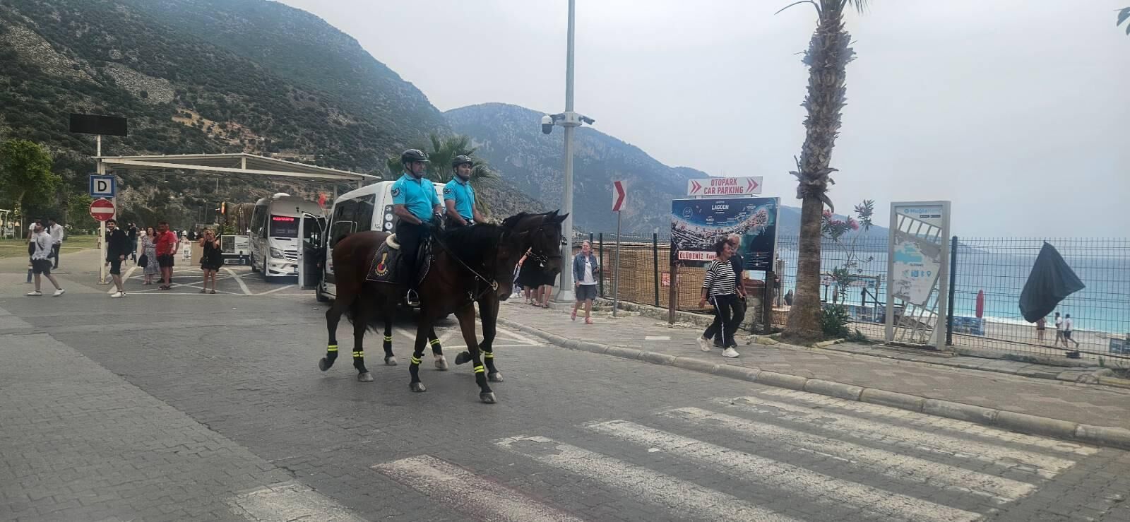 Fethiye’de Güvenliğin Yeni Nöbetçileri; Atlı Jandarma Timi Görevde