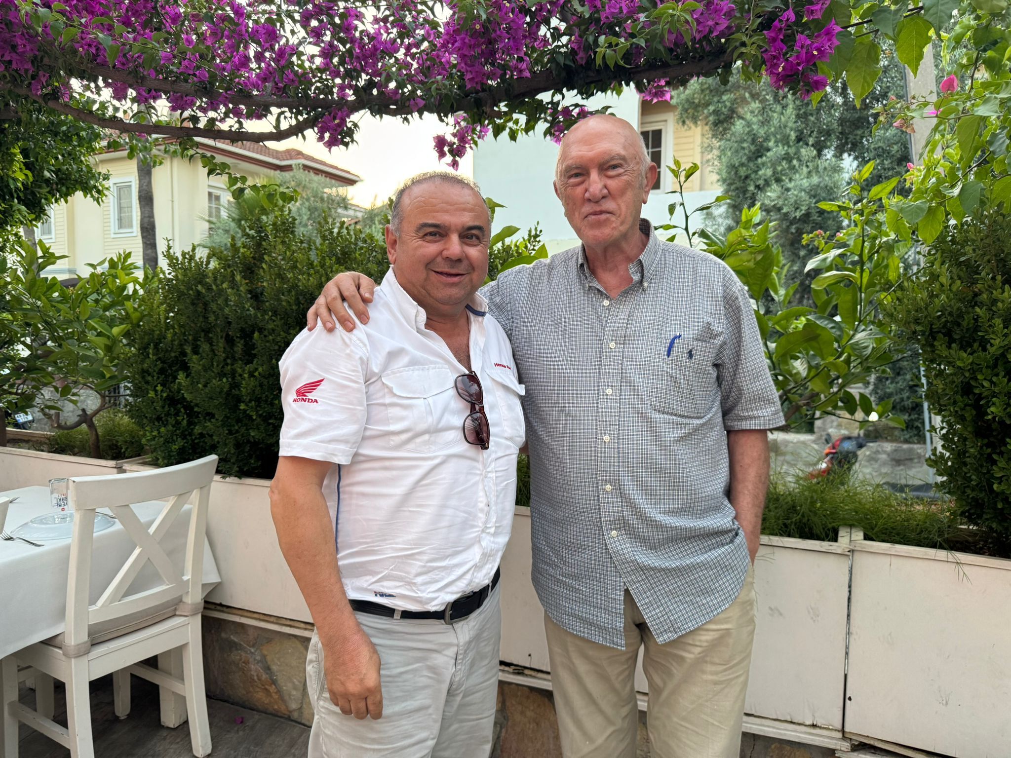 Eski Bakan Bülent Akarcalı Bayramı Fethiye’de Geçiriyor