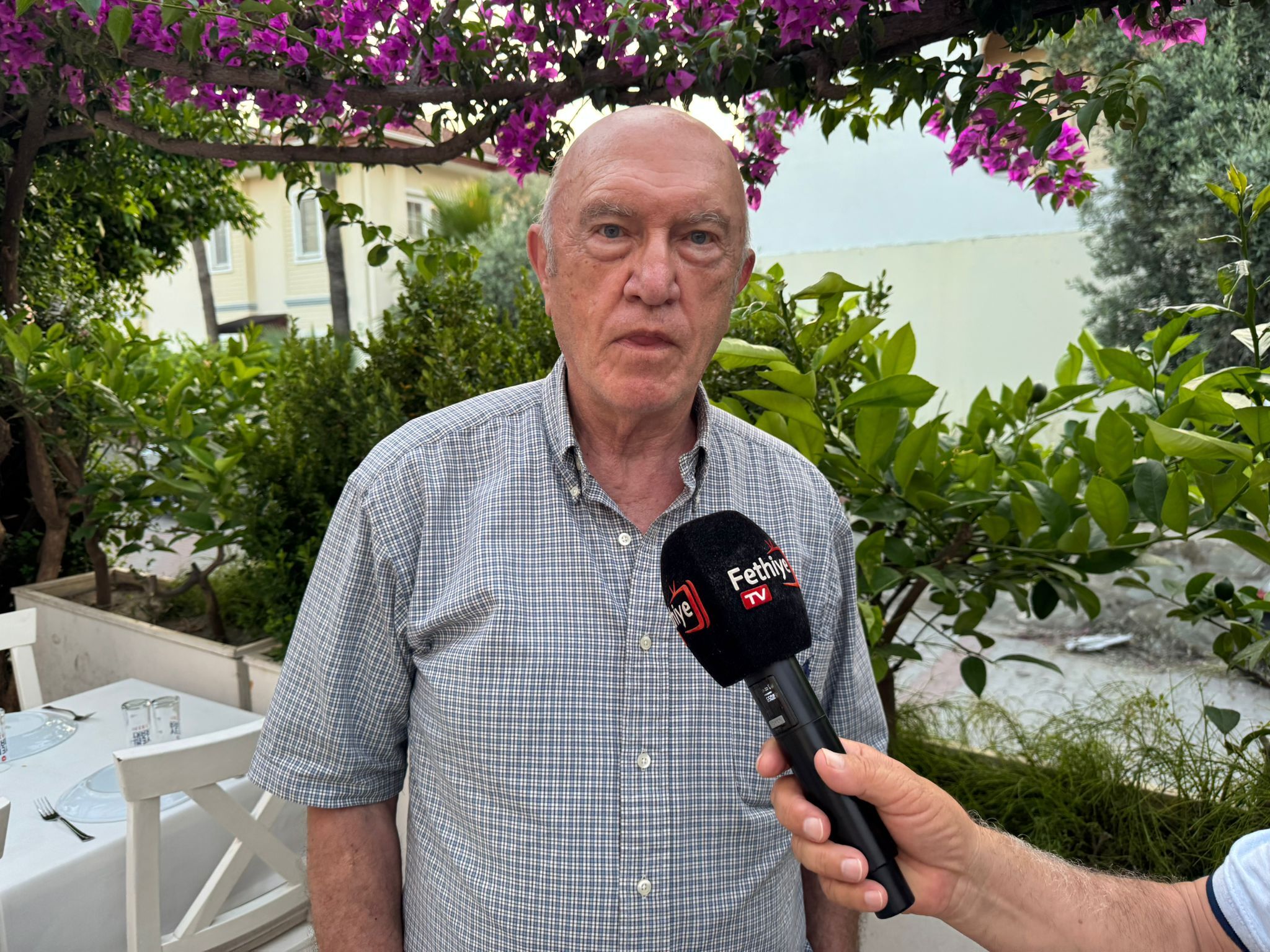 Eski Bakan Bülent Akarcalı Bayramı Fethiye’de Geçiriyor