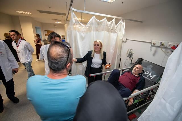 İl Sağlık Müdürü Eriş Başaran Akça, Bu Kez Acil Servisi İnceledi