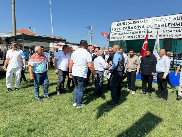Orhan Okulu, Altın Sipsi'nin Sahibi Oldu