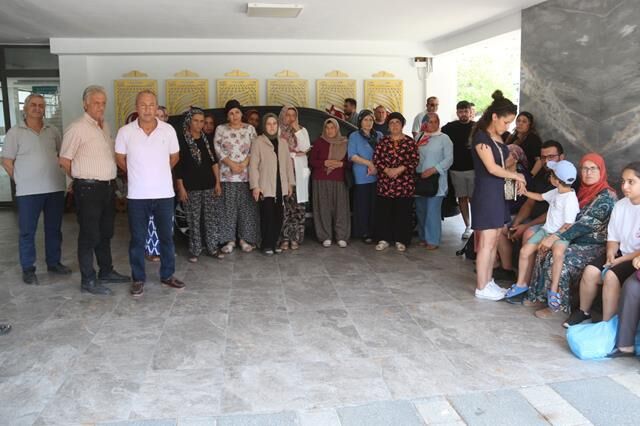 Fethiye'de 80 Dairenin Bulunduğu Sitenin Elektriği Ve Suyu Kesildi