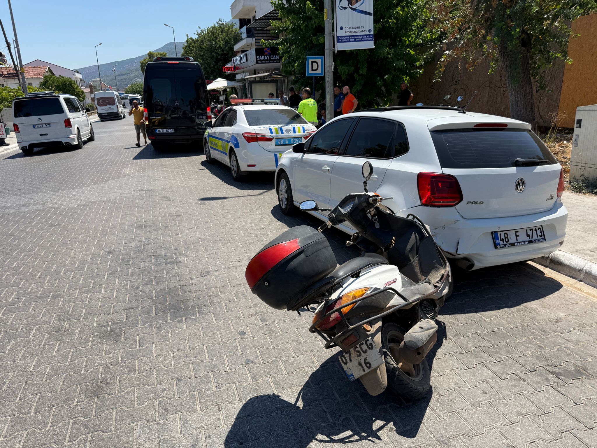 Fethiye'de Polisten Kaçan Motosikletli Ortalığı Birbirine Kattı