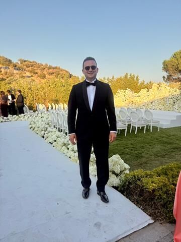 Torunoğulları, Sadettin Saran'ın Kızı Lal Saran'ın Düğününde Dostlarını Yalnız Bırakmadı