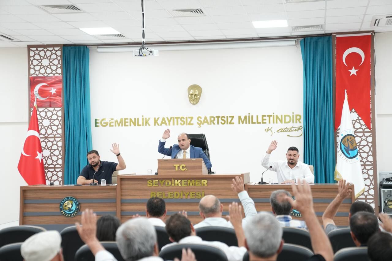 Başkan Akdenizli, Meclis Toplantısında Ali Boğa’yı Yad Etti