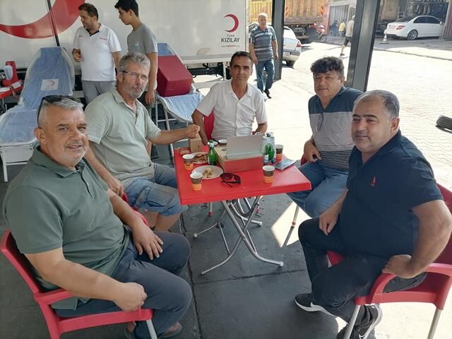 Fethiye’de Esnaflar Kan Bağışında Bulundu