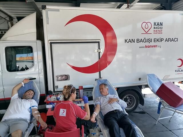 Fethiye’de Esnaflar Kan Bağışında Bulundu