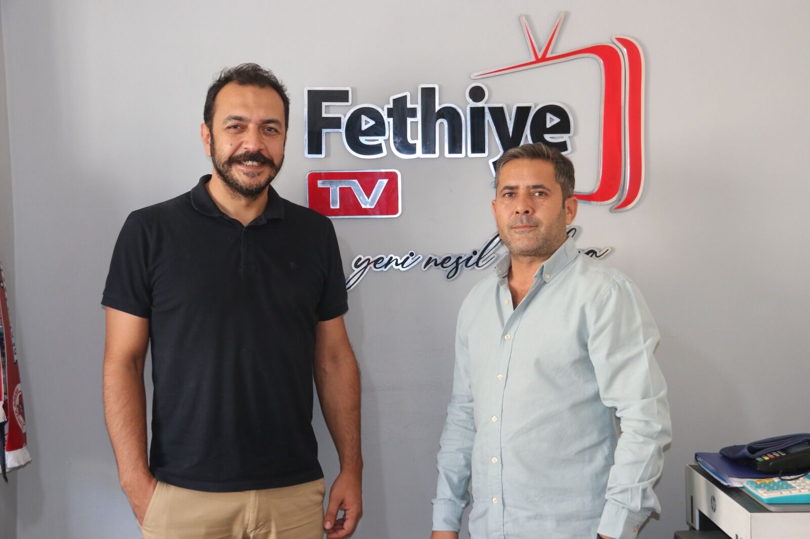 “Satıcı Kafası” Adıyla Tanınan Taner Güvenç, Fethiye TV’ye Konuk Oldu