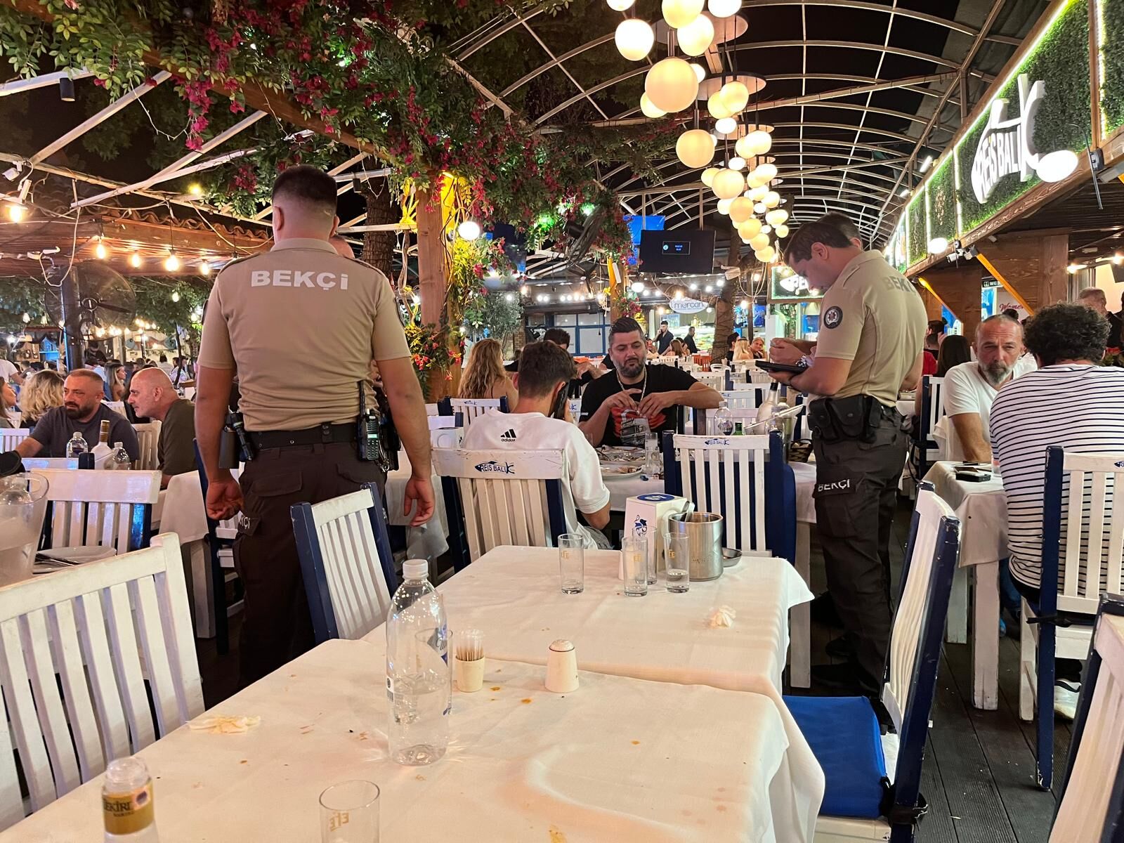 Fethiye’de Gece Yarısı Mekanlara Şok Uygulama