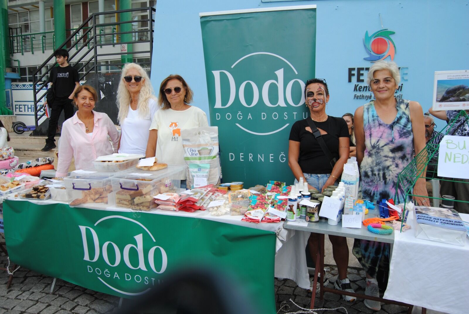 Fethiye’de Dünya Hayvanları Koruma Gününde Can Dostlar İçin Etkinlik Düzenlendi