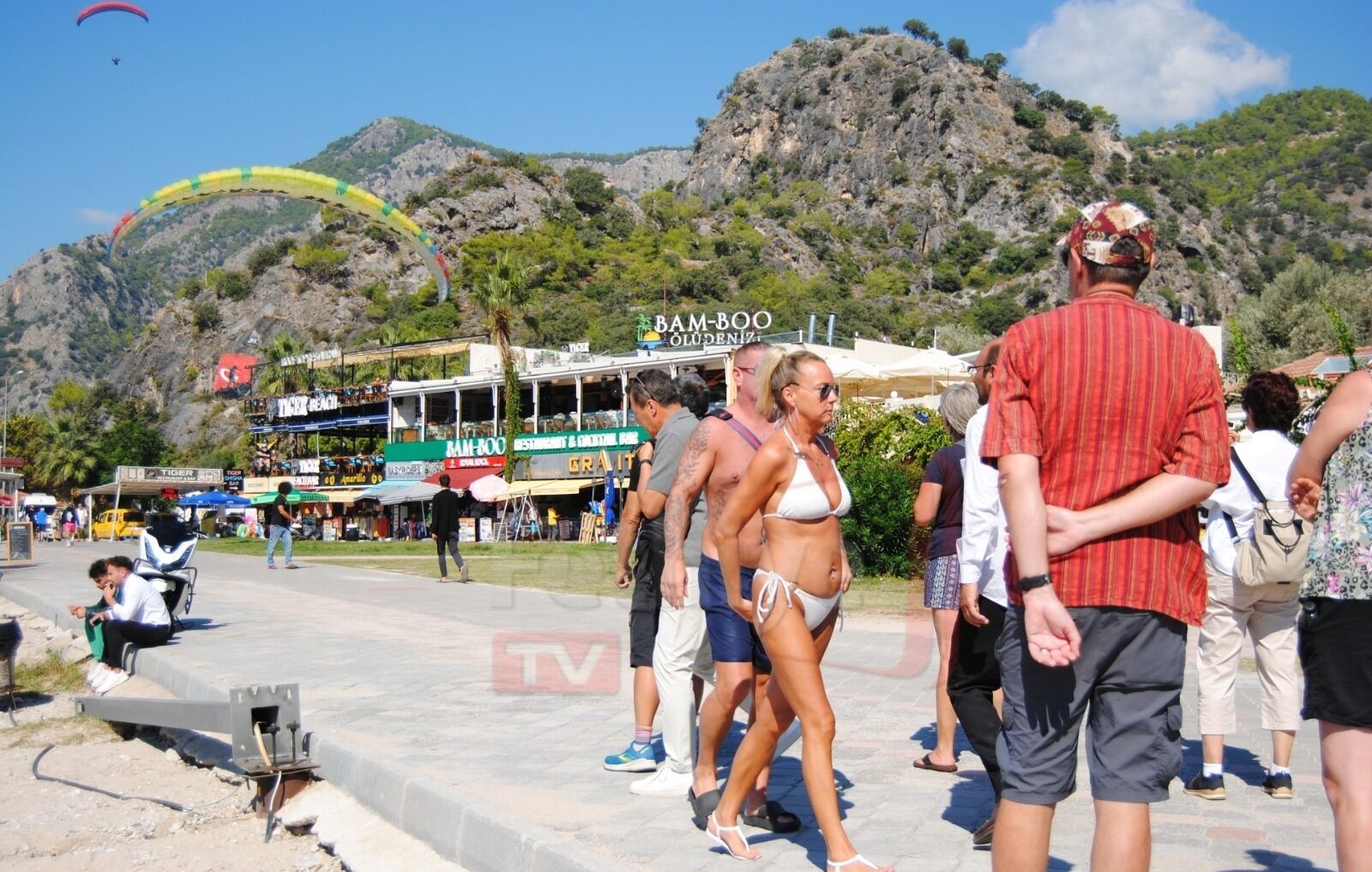 Ölüdeniz’de Ekim Ayında da Yaz Devam Ediyor