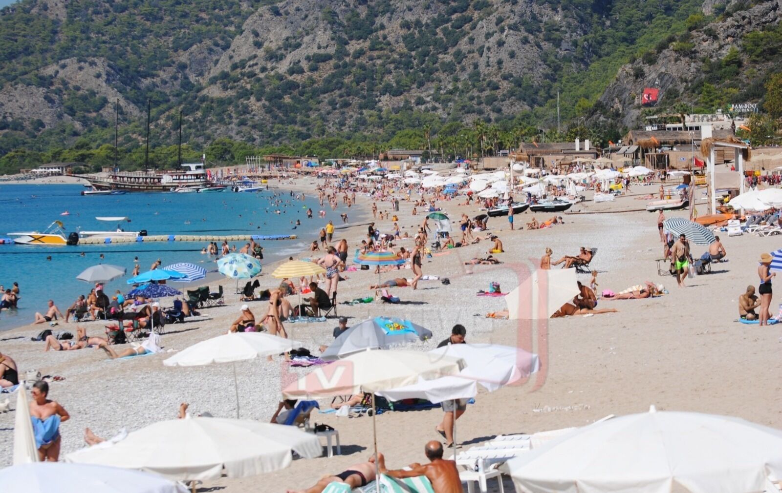 Ölüdeniz’de Ekim Ayında da Yaz Devam Ediyor