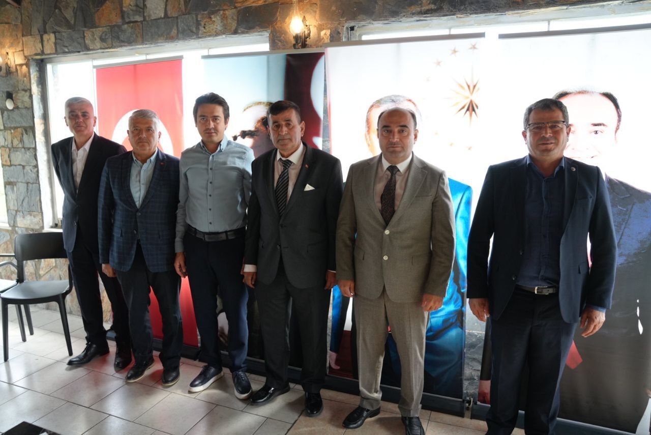 Başkan Akdenizli, Muhtarların Gününü Kutladı