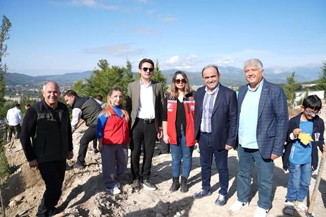 Seydikemer’de Milli Ağaçlandırma Günü’nde Fidanlar Toprakla Buluştu