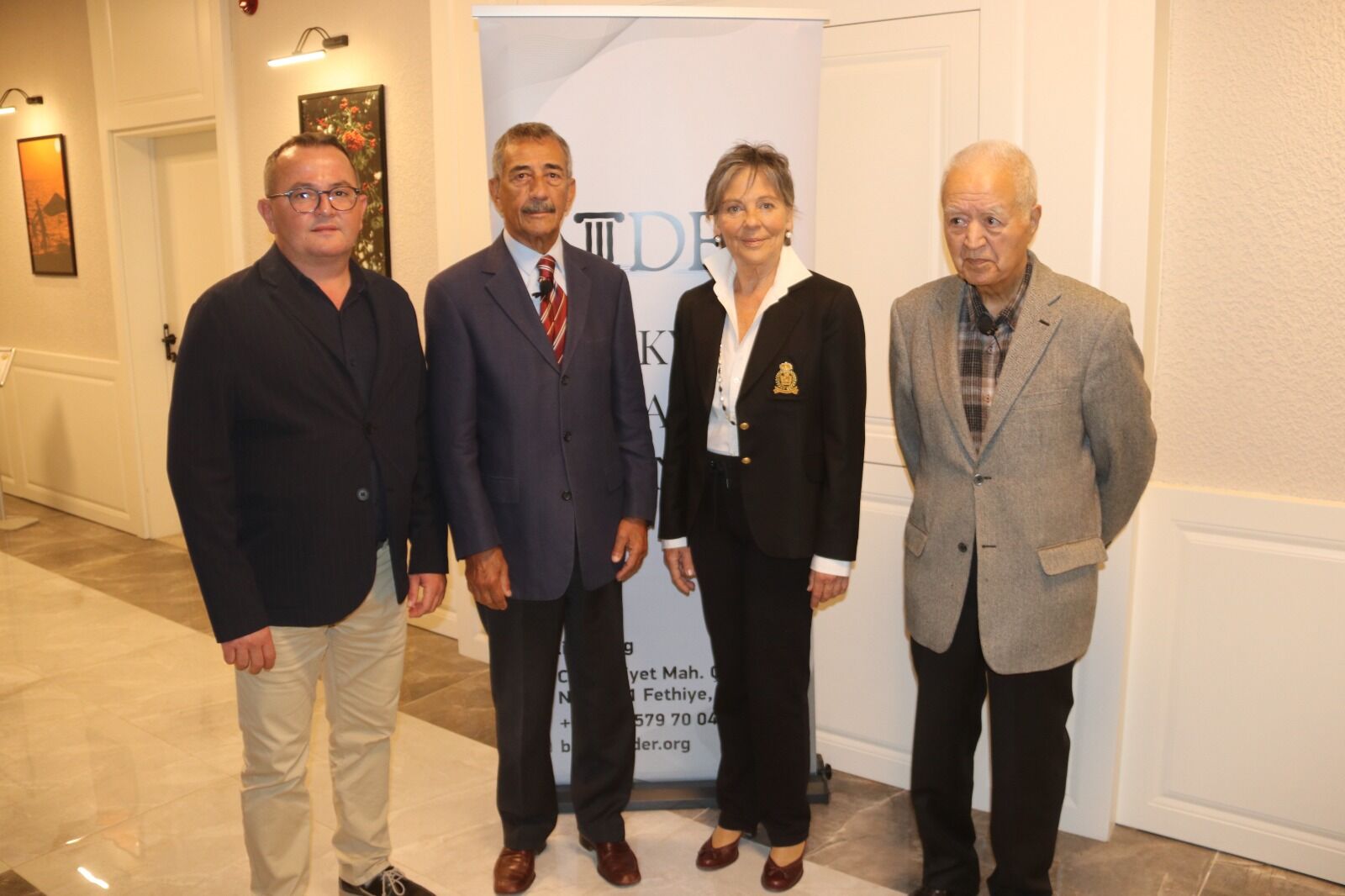 Fethiye’de “Diplomat Gözüyle Türkiye Cumhuriyeti’nin Dış Politikası” Söyleşisi Yapıldı
