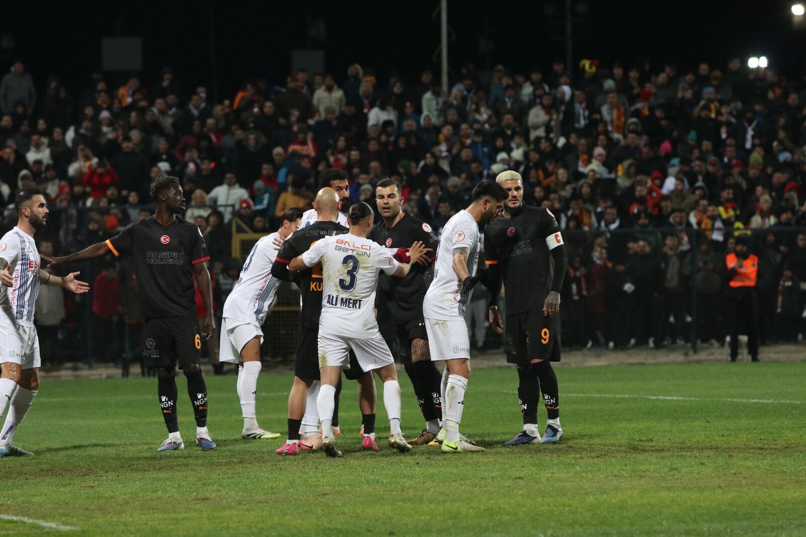 Fethiyespor, Galatasaraya Direnemedi 1-2