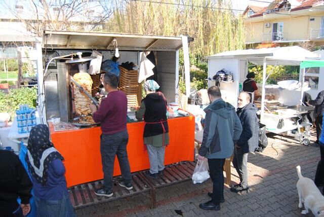 Fethiye'de Pazarcılar Ve Manavlar Odası Seçimlerine Büyük İlgi Oldu