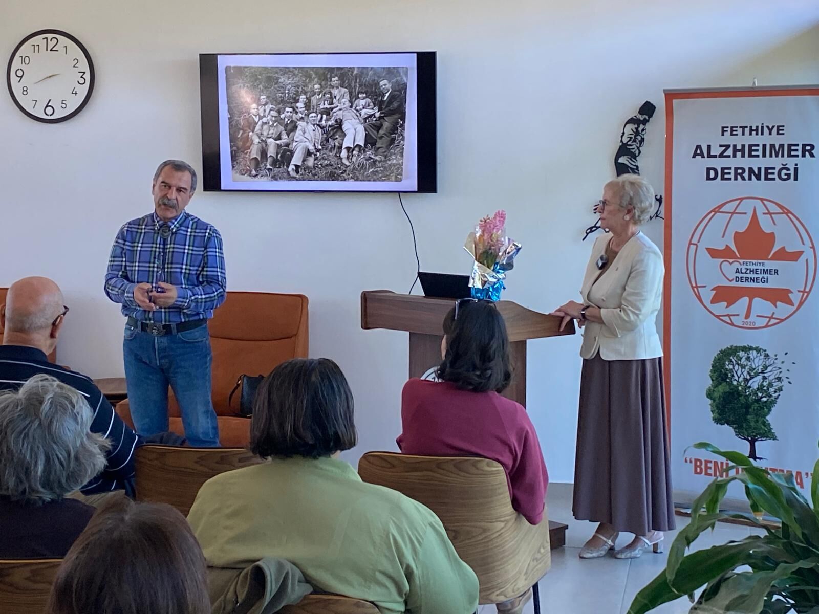 Fethiye Alzheimer Derneği’nde “Dayanışma Kültürü ve Gönüllülük” Semineri
