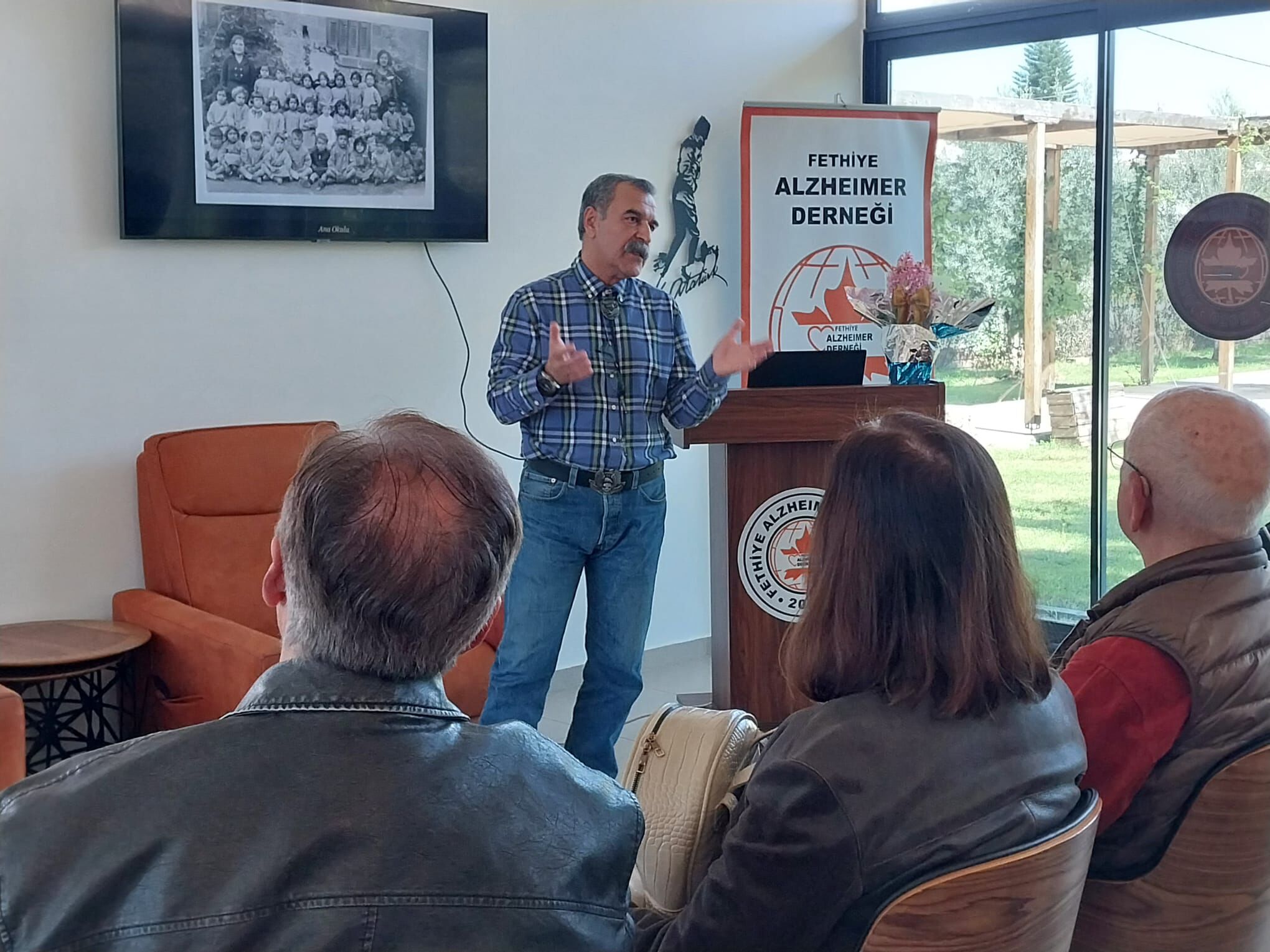 Fethiye Alzheimer Derneği’nde “Dayanışma Kültürü ve Gönüllülük” Semineri
