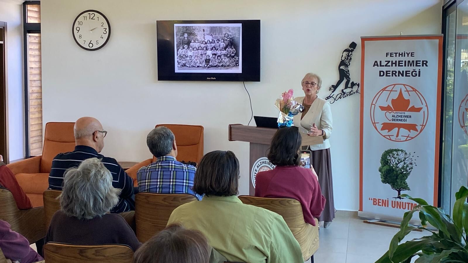 Fethiye Alzheimer Derneği’nde “Dayanışma Kültürü ve Gönüllülük” Semineri