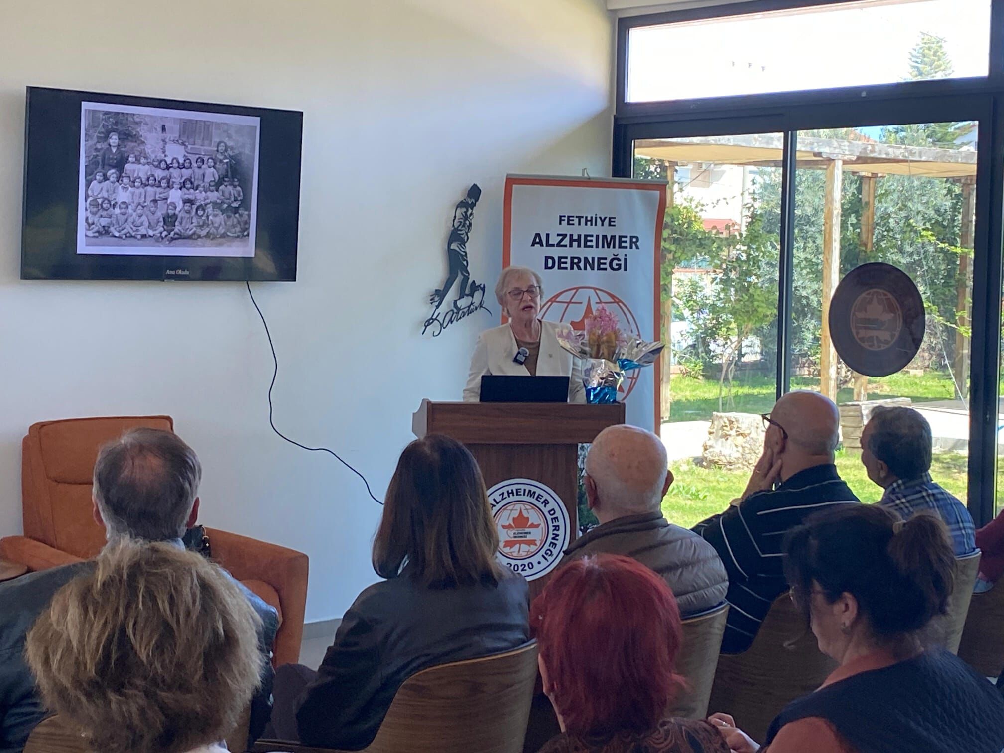 Fethiye Alzheimer Derneği’nde “Dayanışma Kültürü ve Gönüllülük” Semineri