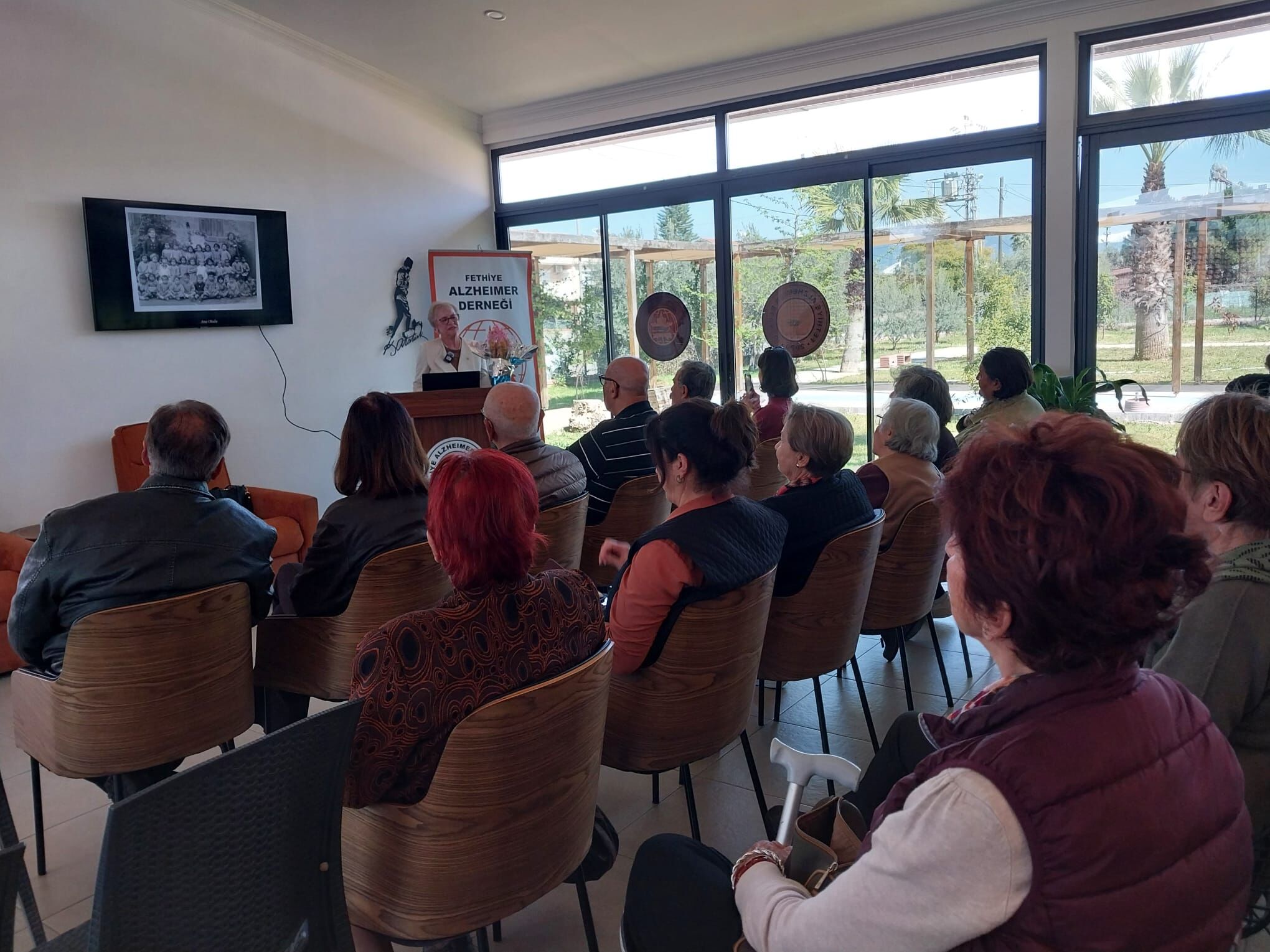 Fethiye Alzheimer Derneği’nde “Dayanışma Kültürü ve Gönüllülük” Semineri