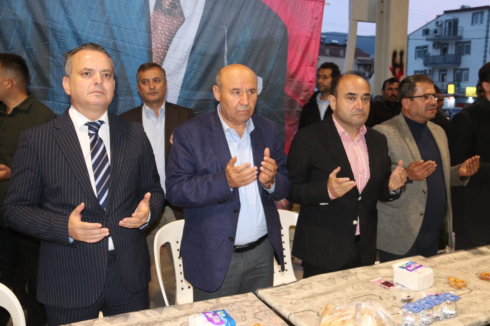 AK Parti Fethiye İlçe Başkanlığı’nın İftarına Yoğun Katılım