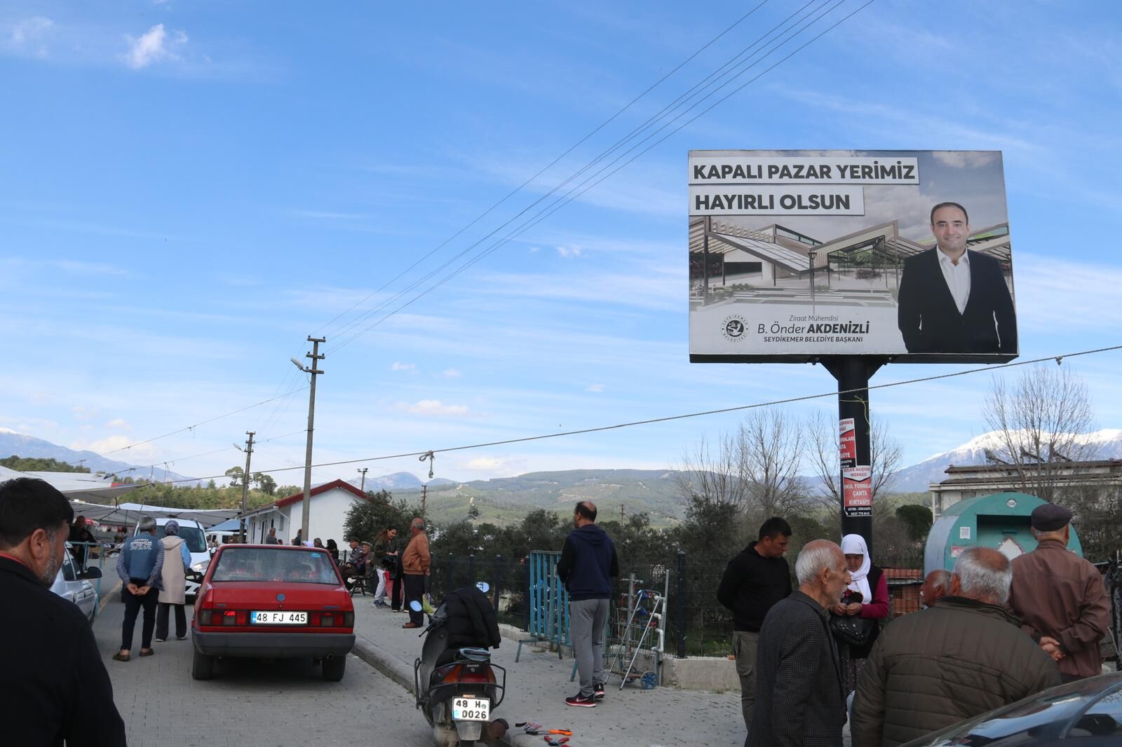 Seydikemer’de Kapalı Pazar Yeri Yüzleri Güldürdü