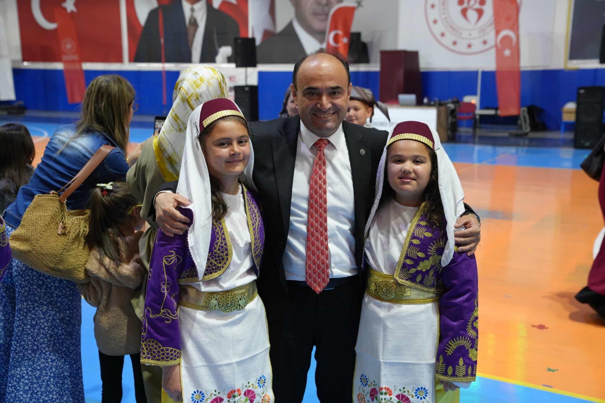 Seydikemer’de 23 Nisan Coşkusu Yaşandı