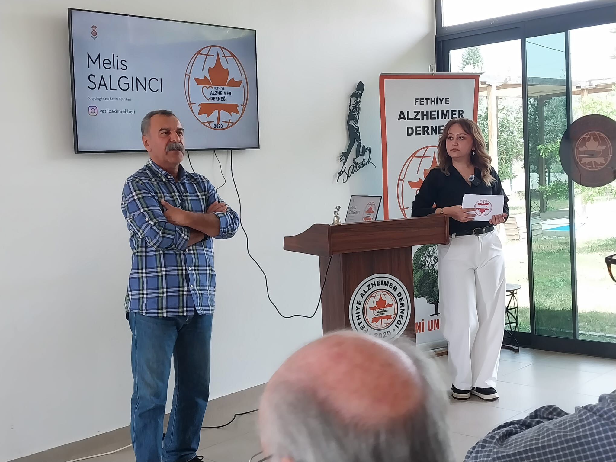 Fethiye Alzheimer Derneği’nde “Toplumda Artan Şiddetin Görünmeyen Nedenleri” Semineri