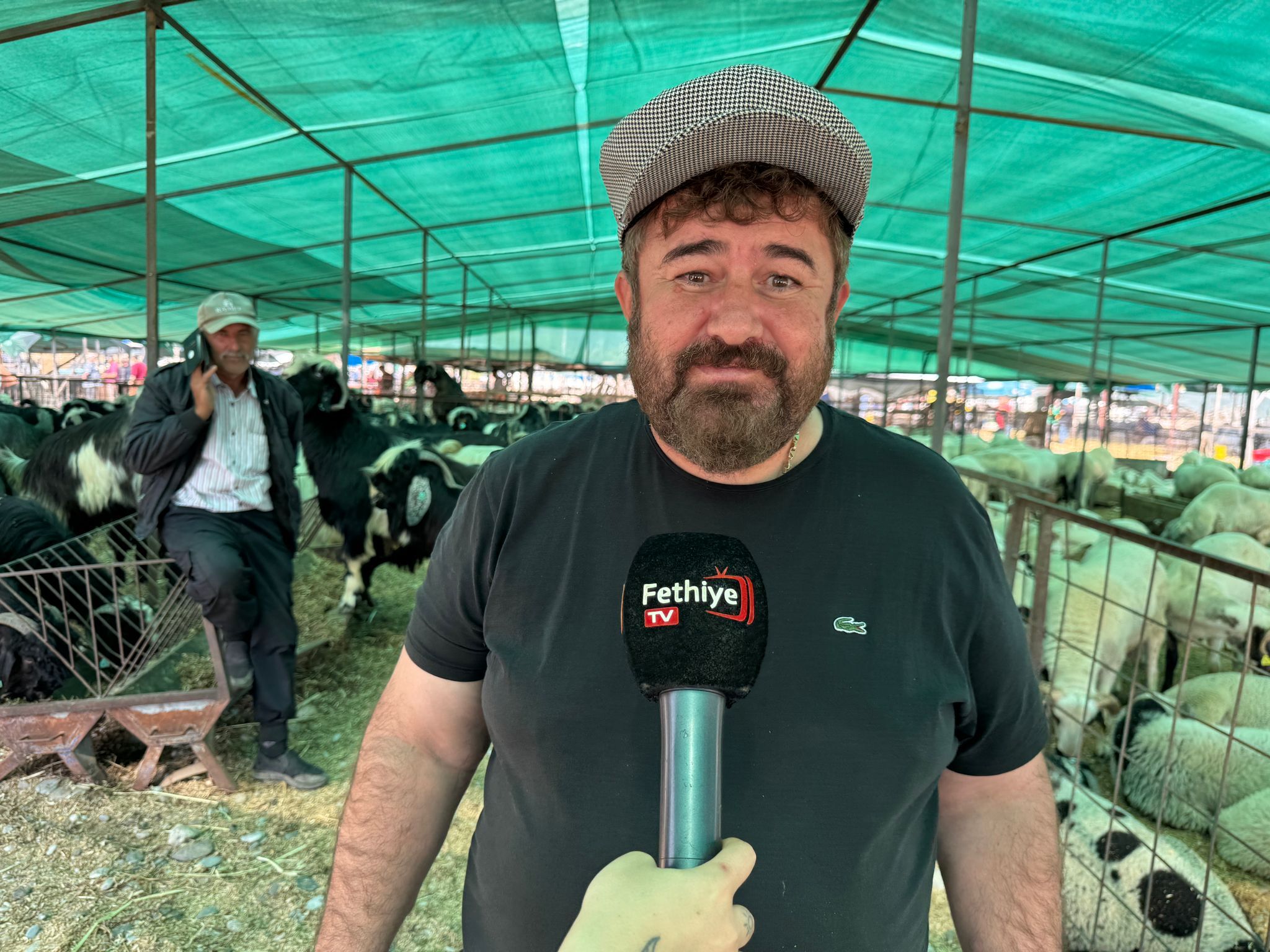 Fethiye’de Kurbanlık Pazarı Hareketlendi