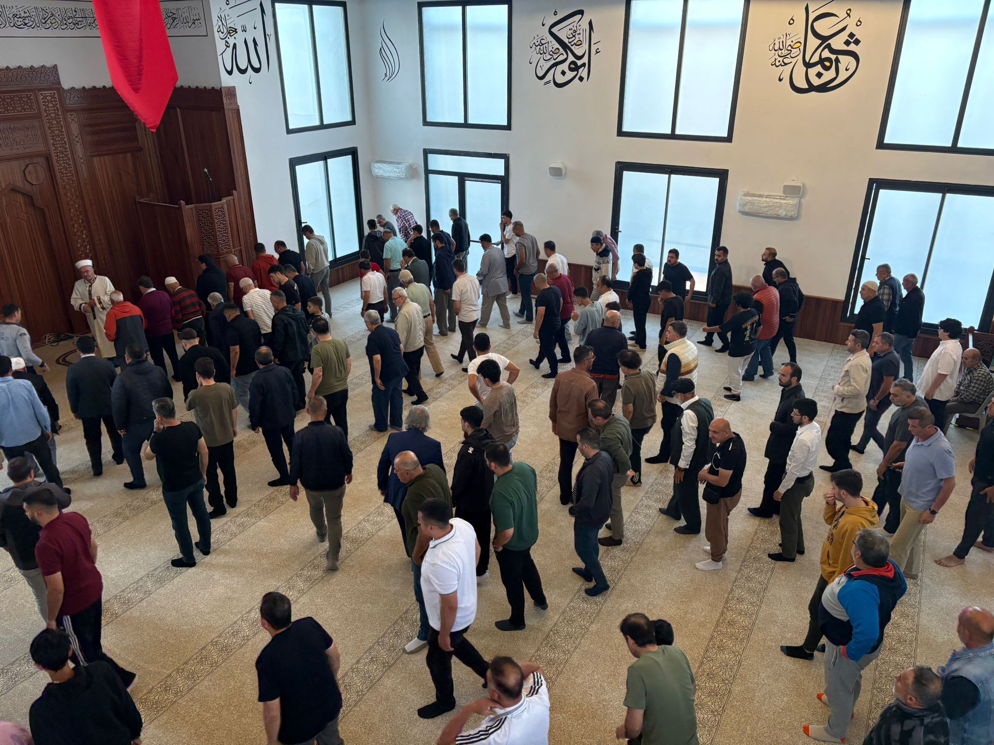 Fethiye Sahil Camii’nde İlk Namaz Bayram Namazı Oldu