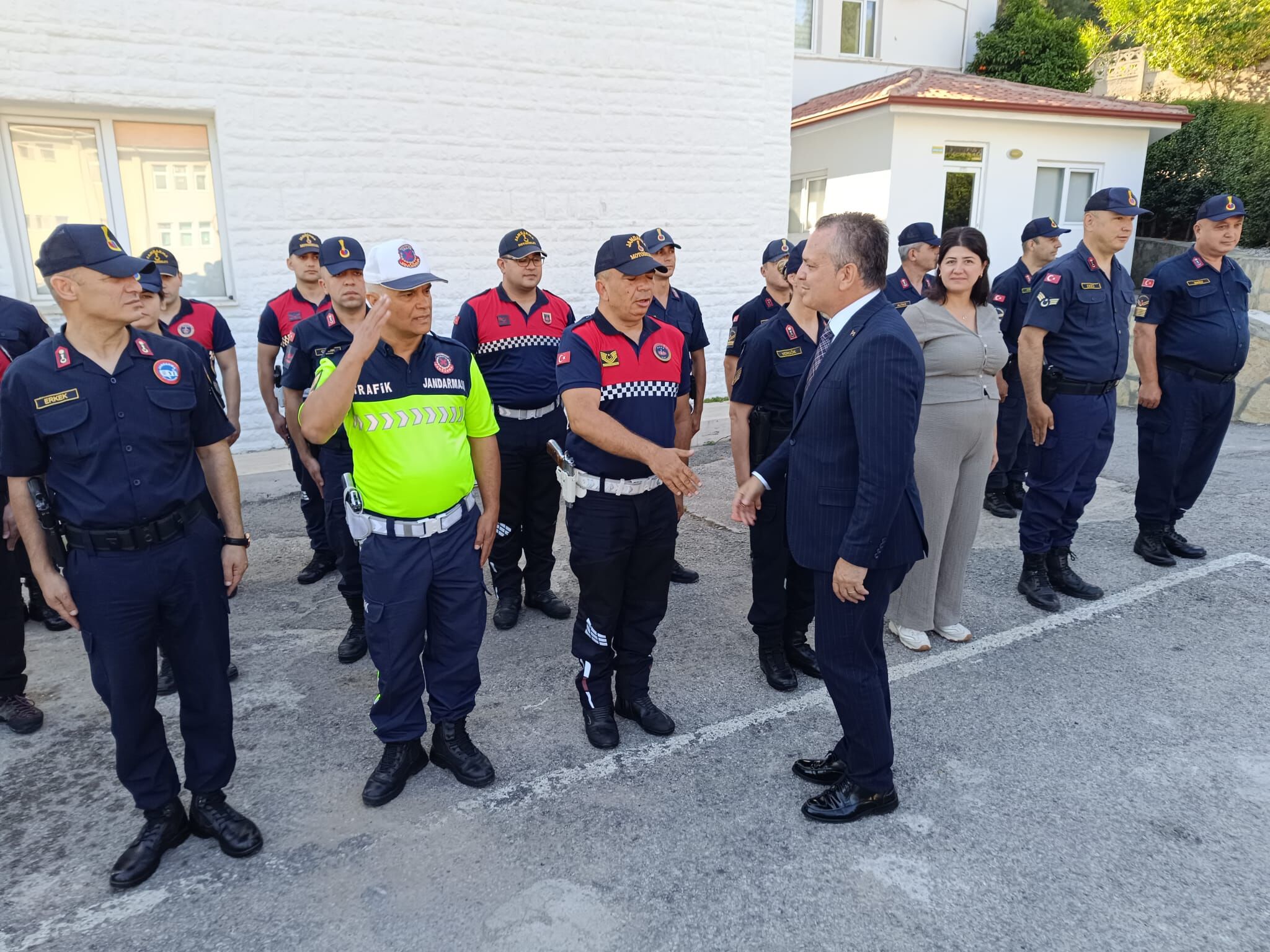 Kaymakam Akkaya’dan Bayramda Güvenlik Güçlerine Ziyaret