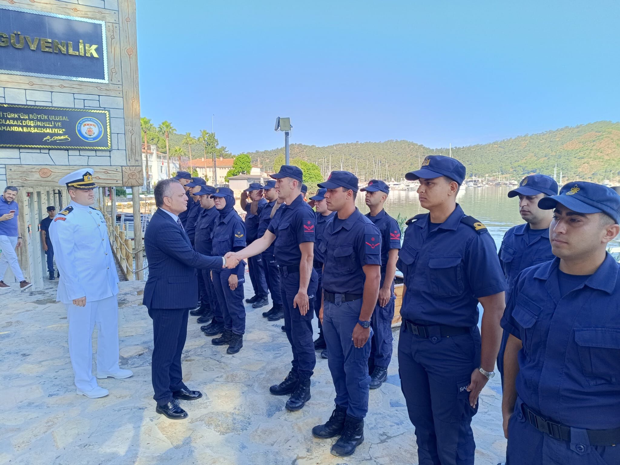 Kaymakam Akkaya’dan Bayramda Güvenlik Güçlerine Ziyaret