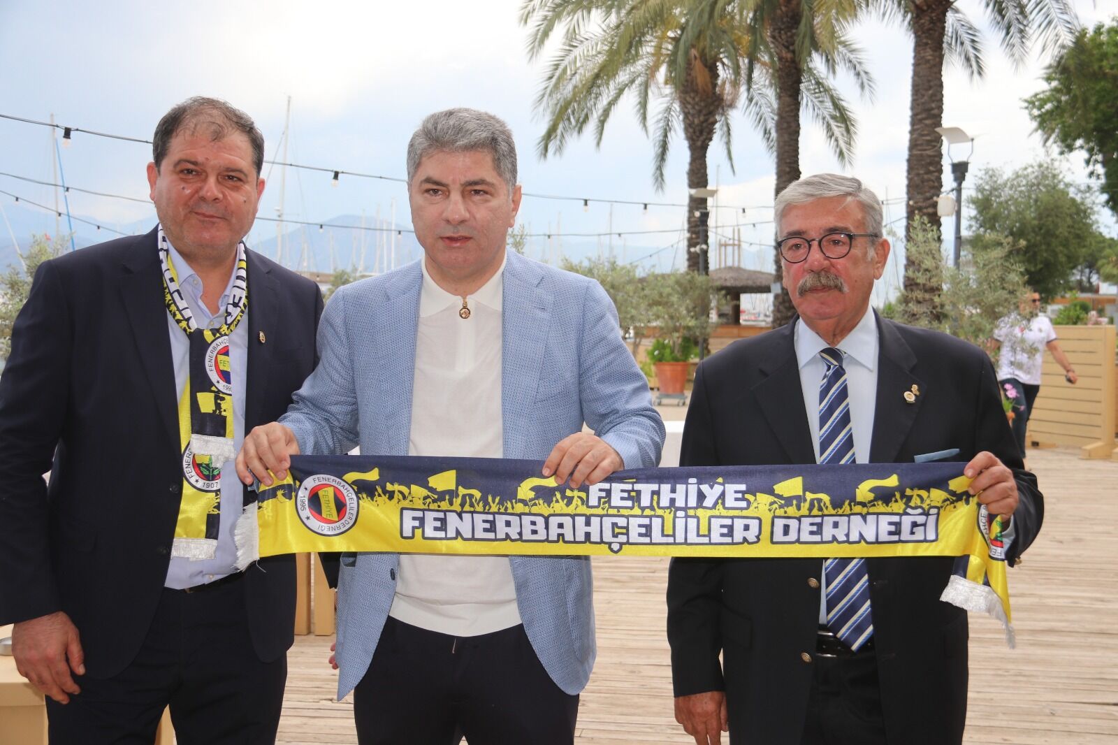 Fenerbahçe Başkan Adayı Hakan Safi Fethiye’de Taraftarla Buluştu