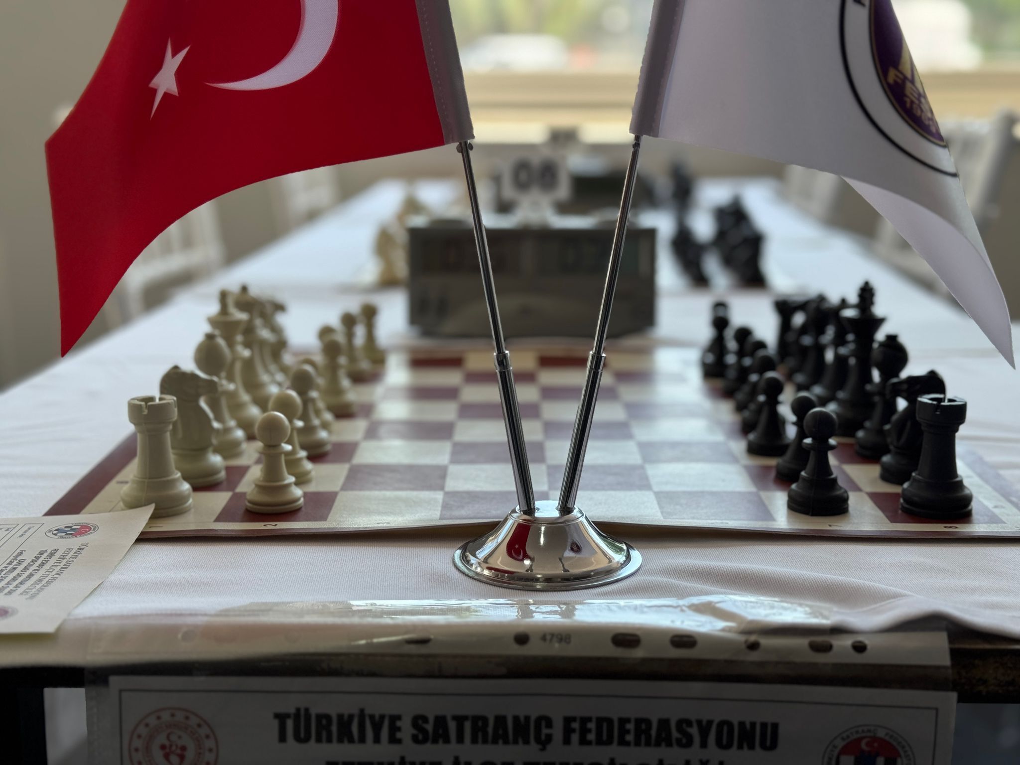 Fethiye’de Beşkaza Satranç Turnuvası Başladı: 197 Sporcu Hamlelerini Yapıyor